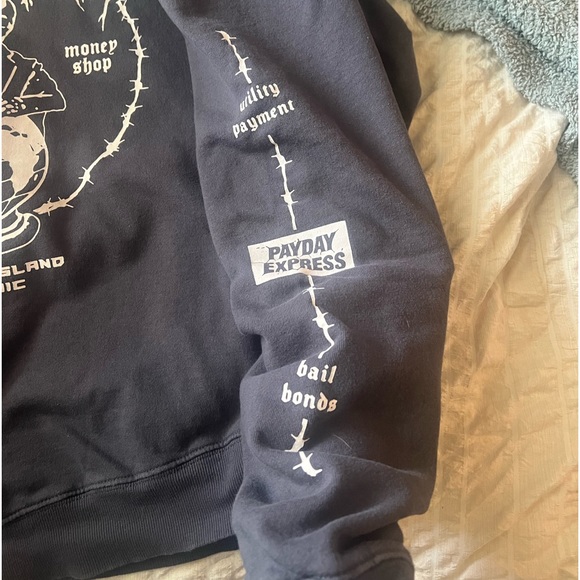 dark grey Coney Island Picnic crewneck - Picture 5 of 7